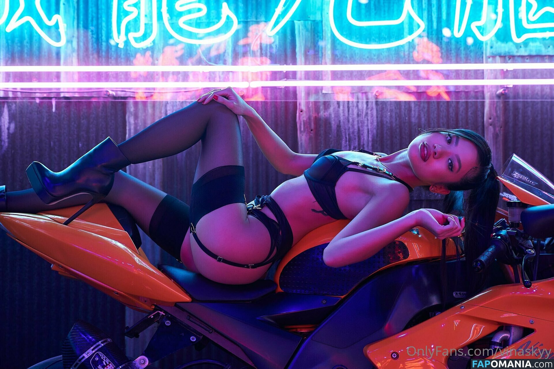 vinabambina / vinaskyy Naken OnlyFans  Läckta Foto #144