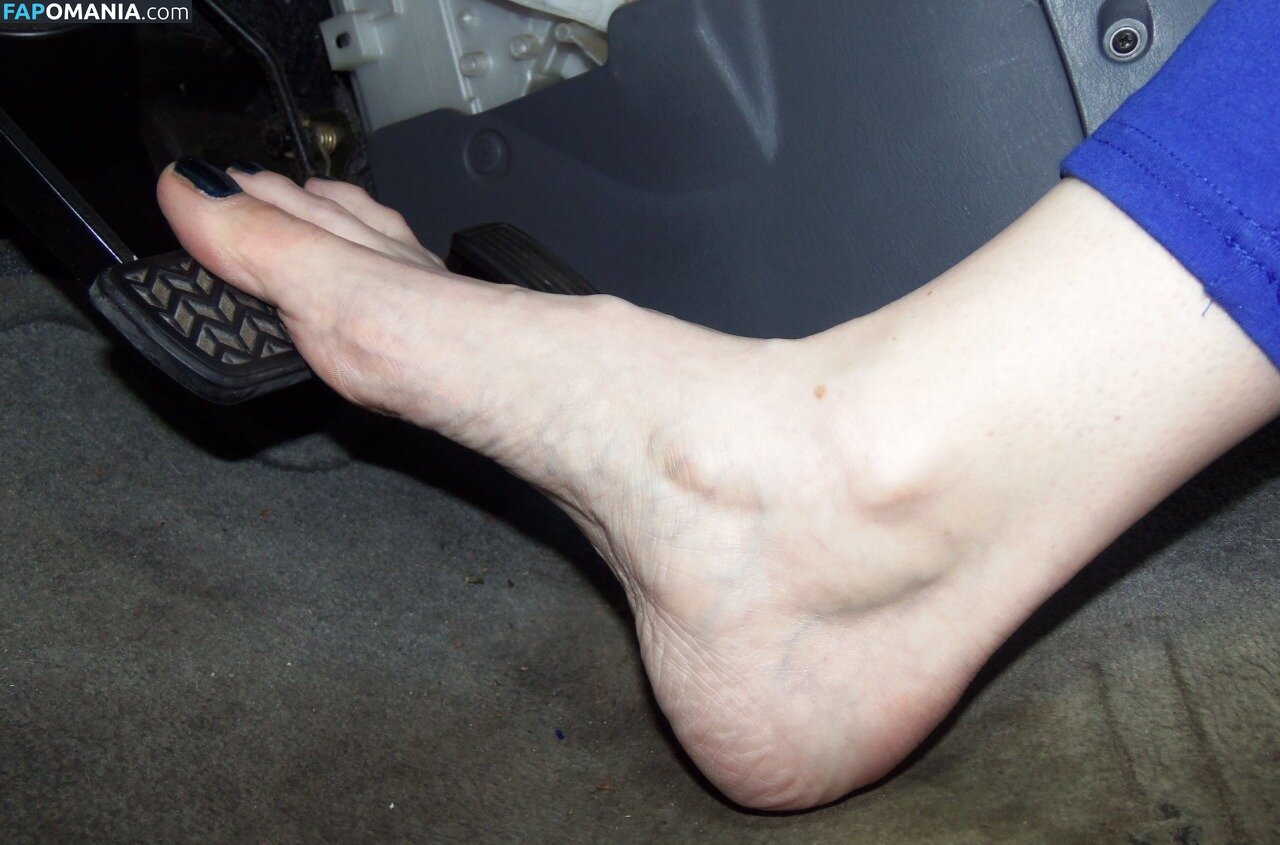 Violet's Toes (Violet's Perfect Feet Naken OnlyFans  Läckta Foto #1