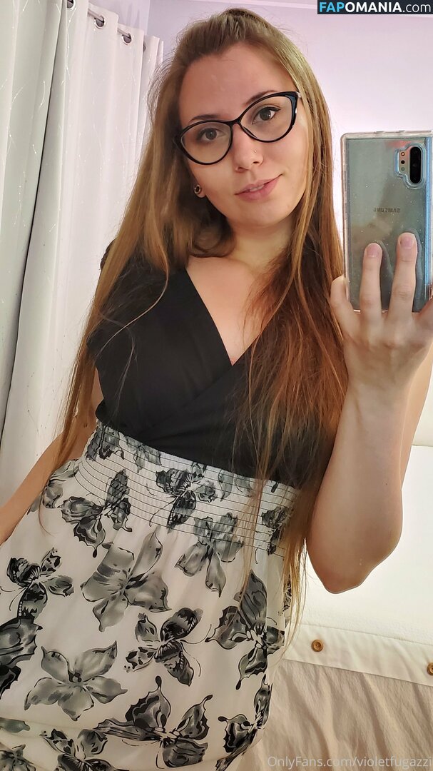 Violet Fugazzi / violet.fugazzi / violetfugazzi / violetsvip Naken OnlyFans  Läckta Foto #3