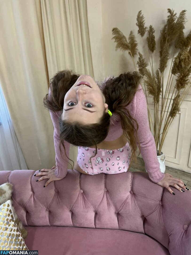 _vitaniemi01 / bloom.xvi / nayane_vitali01 / vitaniemi Naken OnlyFans  Läckta Foto #453