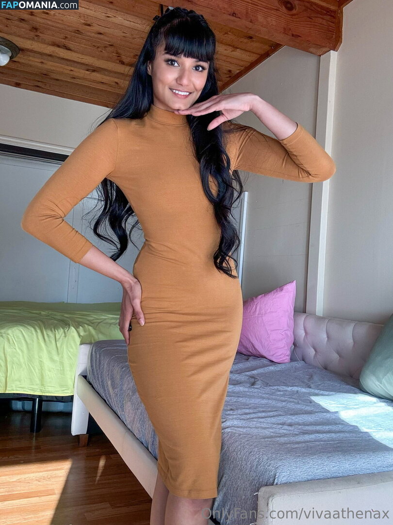followvivaathena / vivaathenax Naken OnlyFans  Läckta Foto #15
