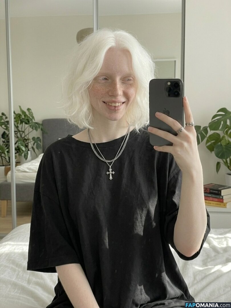 Vivi Rossey / https: / vivi.rossey Naken OnlyFans  Läckta Foto #1