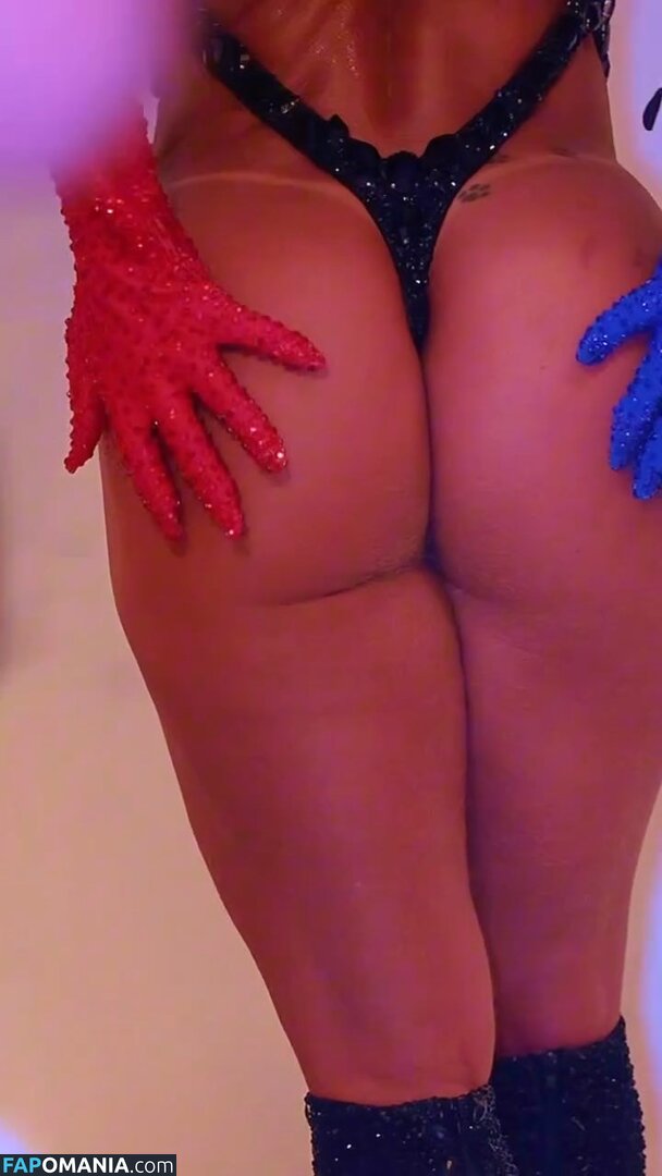 Viviane Araujo / araujovivianne Naken OnlyFans  Läckta Foto #89