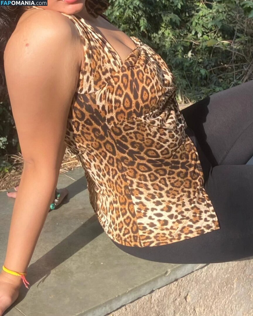 vr / vrindardddd_ Naken OnlyFans  Läckta Foto #10