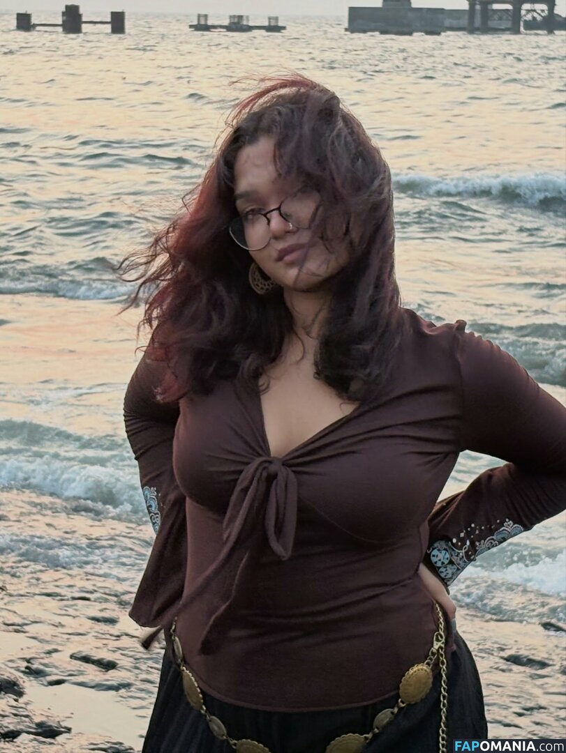 vr / vrindardddd_ Naken OnlyFans  Läckta Foto #36