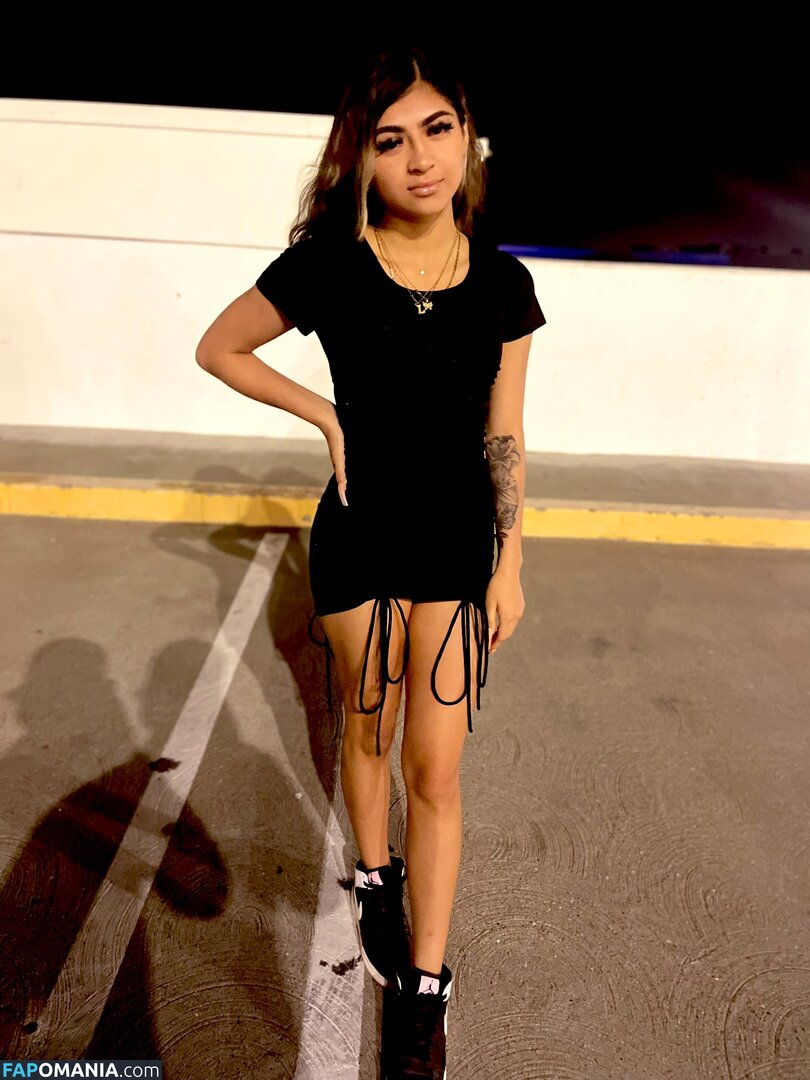 LisvedGarcia / https: / lizved._.47 / wetttassliz Naken OnlyFans  Läckta Foto #3