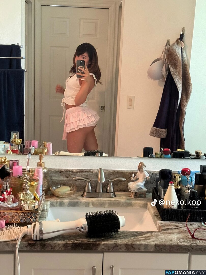 https: / widowmako Naken OnlyFans  Läckta Foto #9