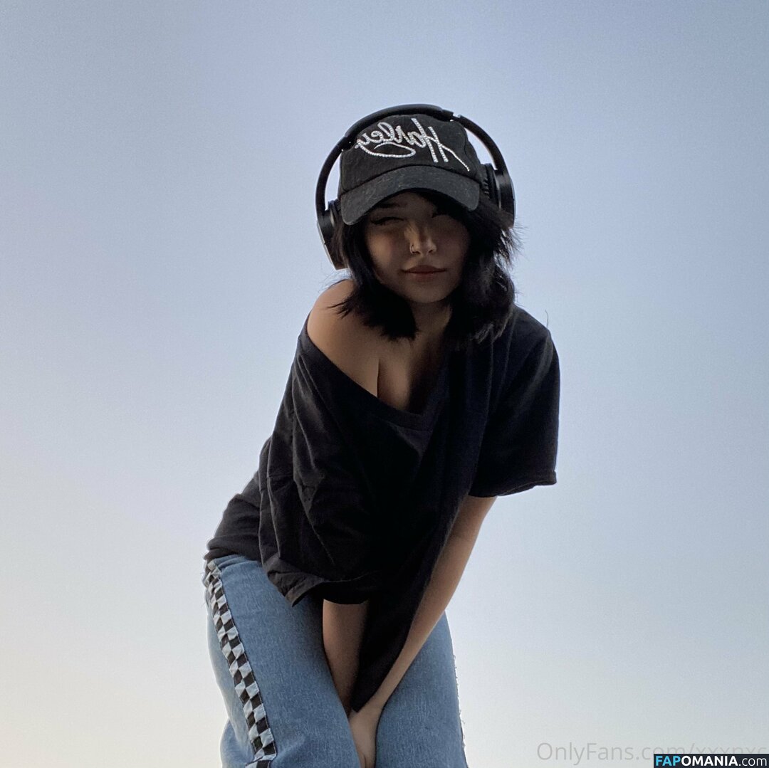 nikki / starbits27 / wtsdafuzz / xxxnxc Naken OnlyFans  Läckta Foto #661