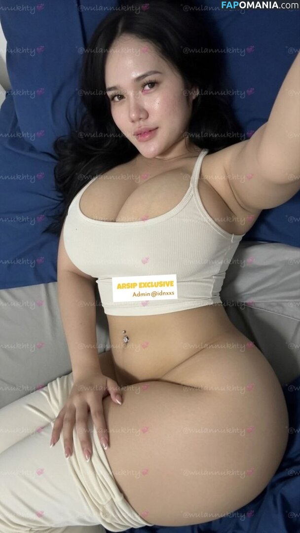 fitriwln / https: / wulannukhty / xxbbywlnn Naken OnlyFans  Läckta Foto #1