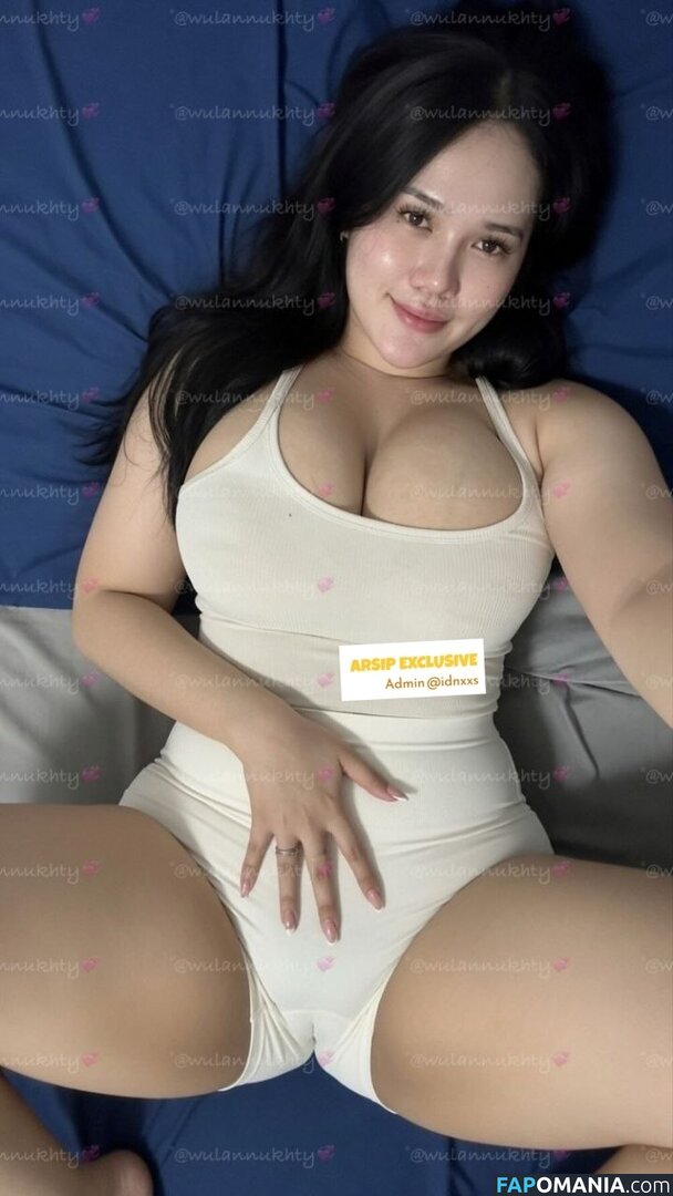 fitriwln / https: / wulannukhty / xxbbywlnn Naken OnlyFans  Läckta Foto #10