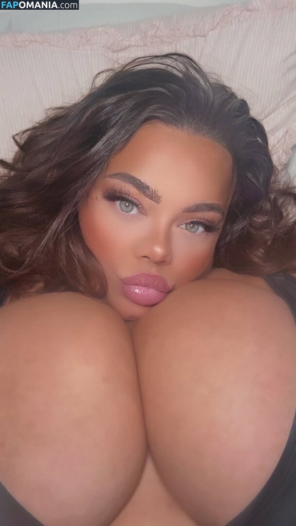 cescax / francescahayden / xbunny_rosex Naken OnlyFans  Läckta Foto #2