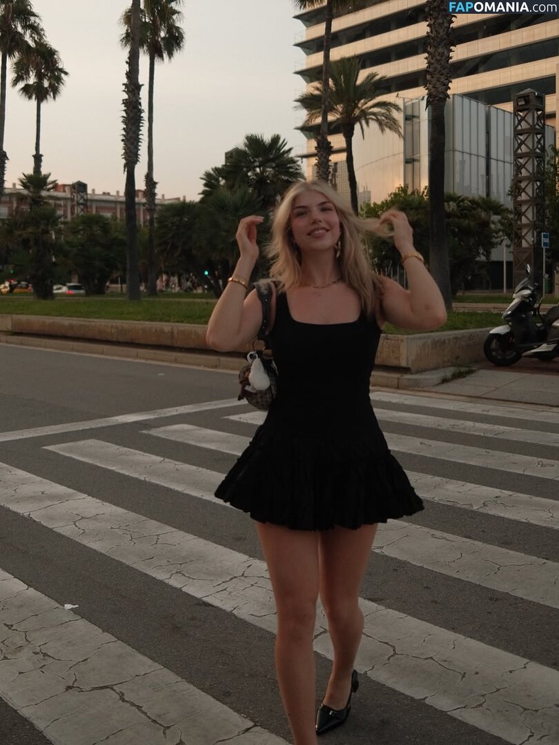 xFibii Naken OnlyFans  Läckta Foto #14