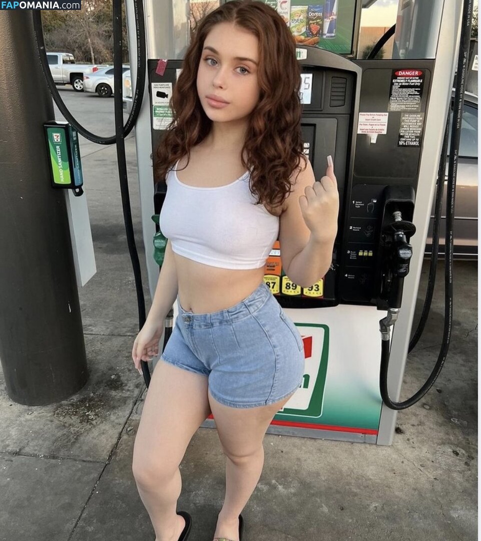 juliaaluv1 / xoxojulia / xoxojuliaa Naken OnlyFans  Läckta Foto #3