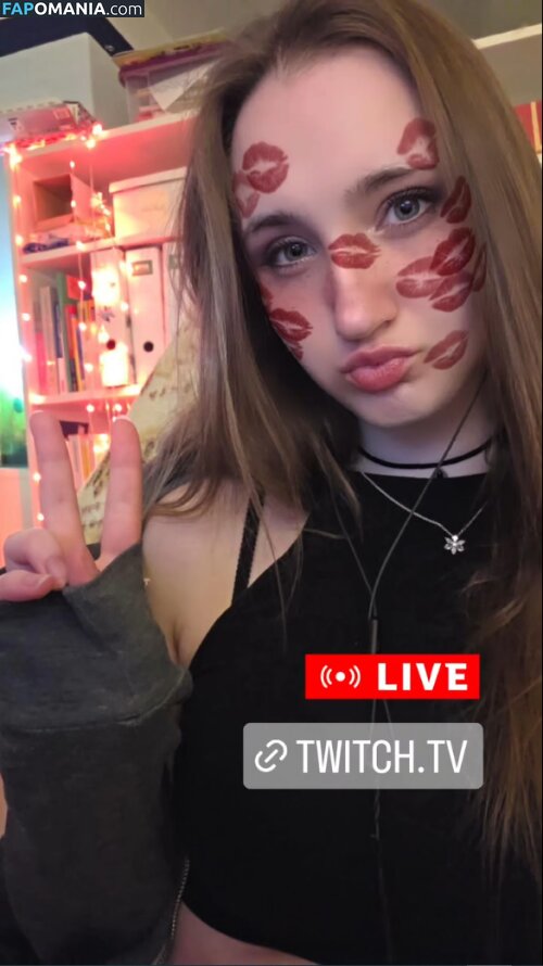 xXlaureliaXx Naken OnlyFans  Läckta Foto #2