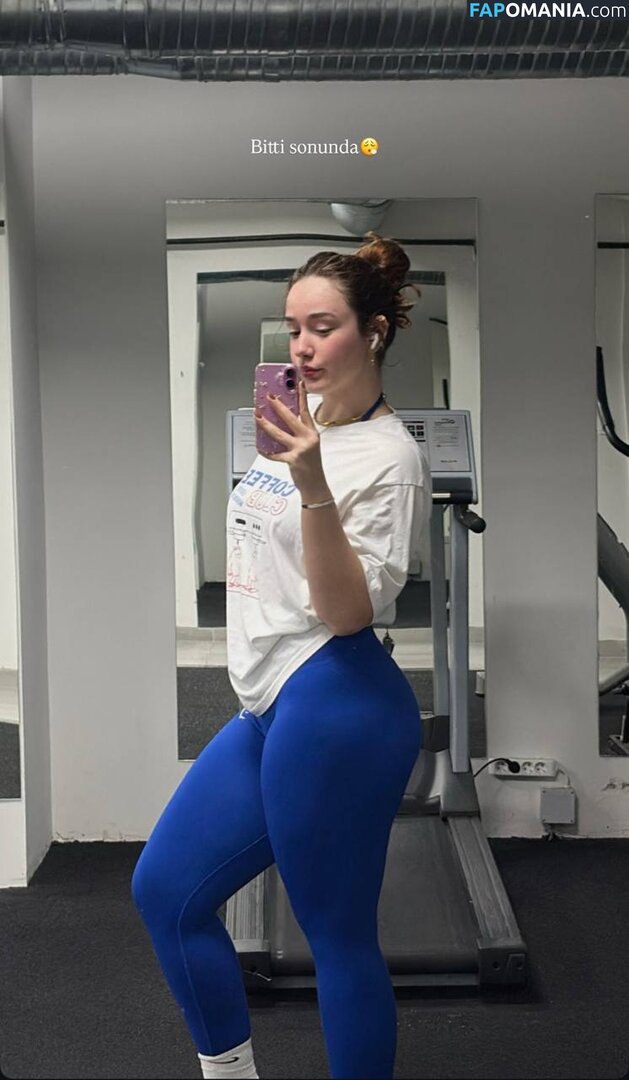 Yagmur Simsek / https: / rainsimsek98 / yagmrsmsk / yamursimseek Naken OnlyFans  Läckta Foto #9