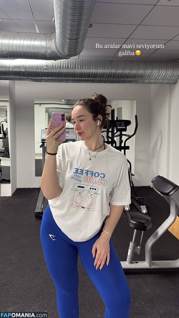 Yagmur Simsek / https: / rainsimsek98 / yagmrsmsk / yamursimseek Naken OnlyFans  Läckta Foto #10