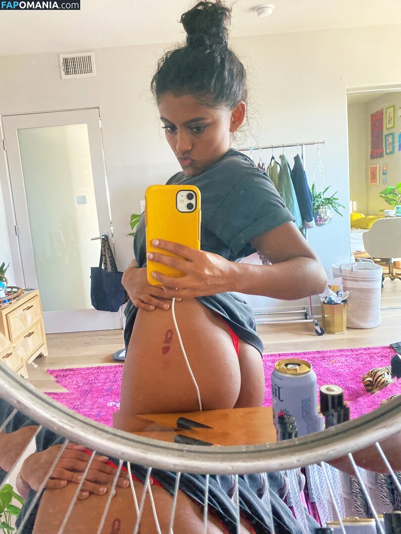 Yamini Nambimadom / yaminidoescomedy / yamininosebest Naken OnlyFans  Läckta Foto #13