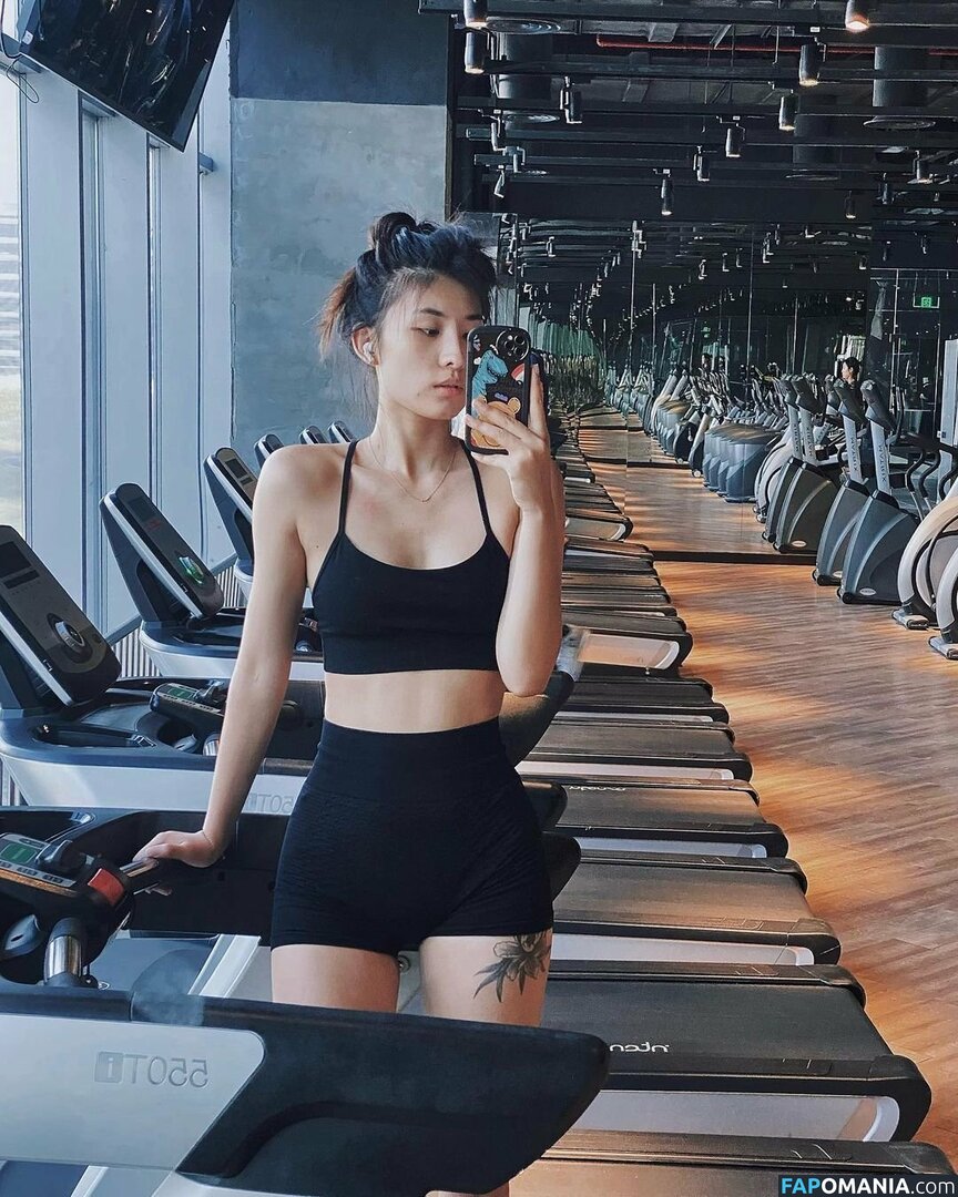 Yan_0304 / Y小姐 / yana_0304_ Naken OnlyFans  Läckta Foto #2