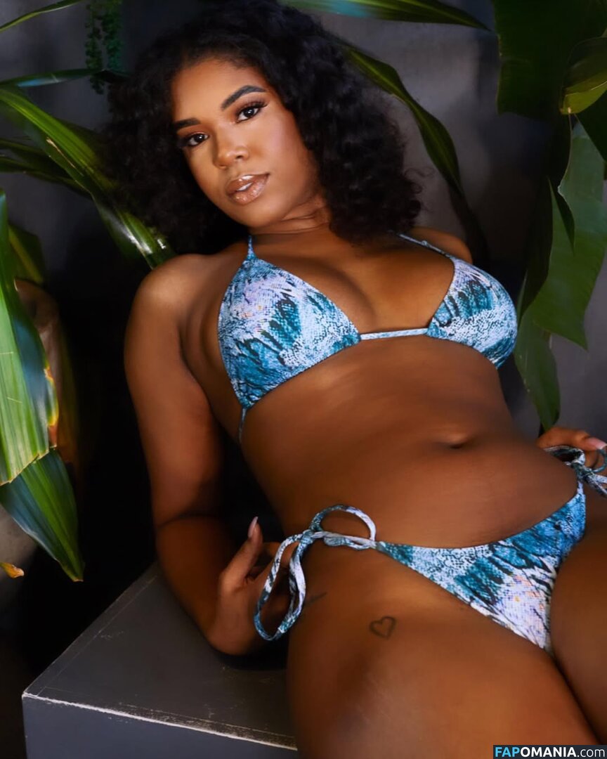 Yasmeen Kearra / yaskearra / yasmeen.kearra Naken OnlyFans  Läckta Foto #7