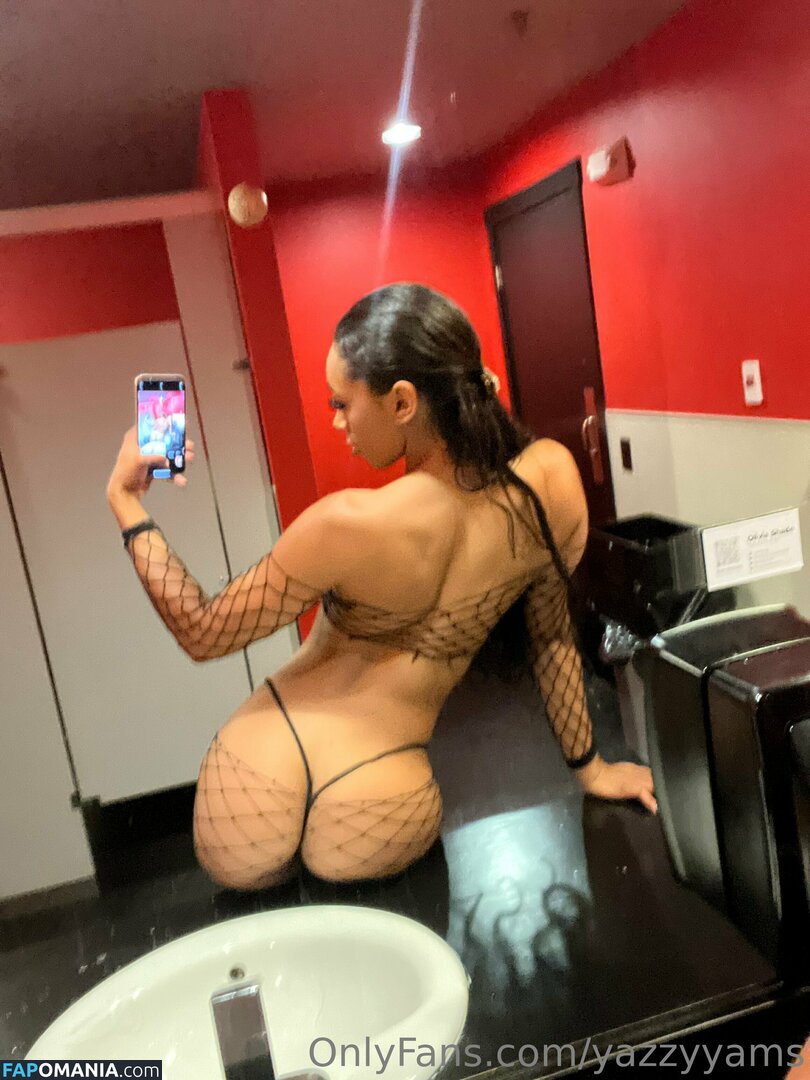 Queen Yasmeena / yazzylonglegs / yazzyyams Naken OnlyFans  Läckta Foto #474