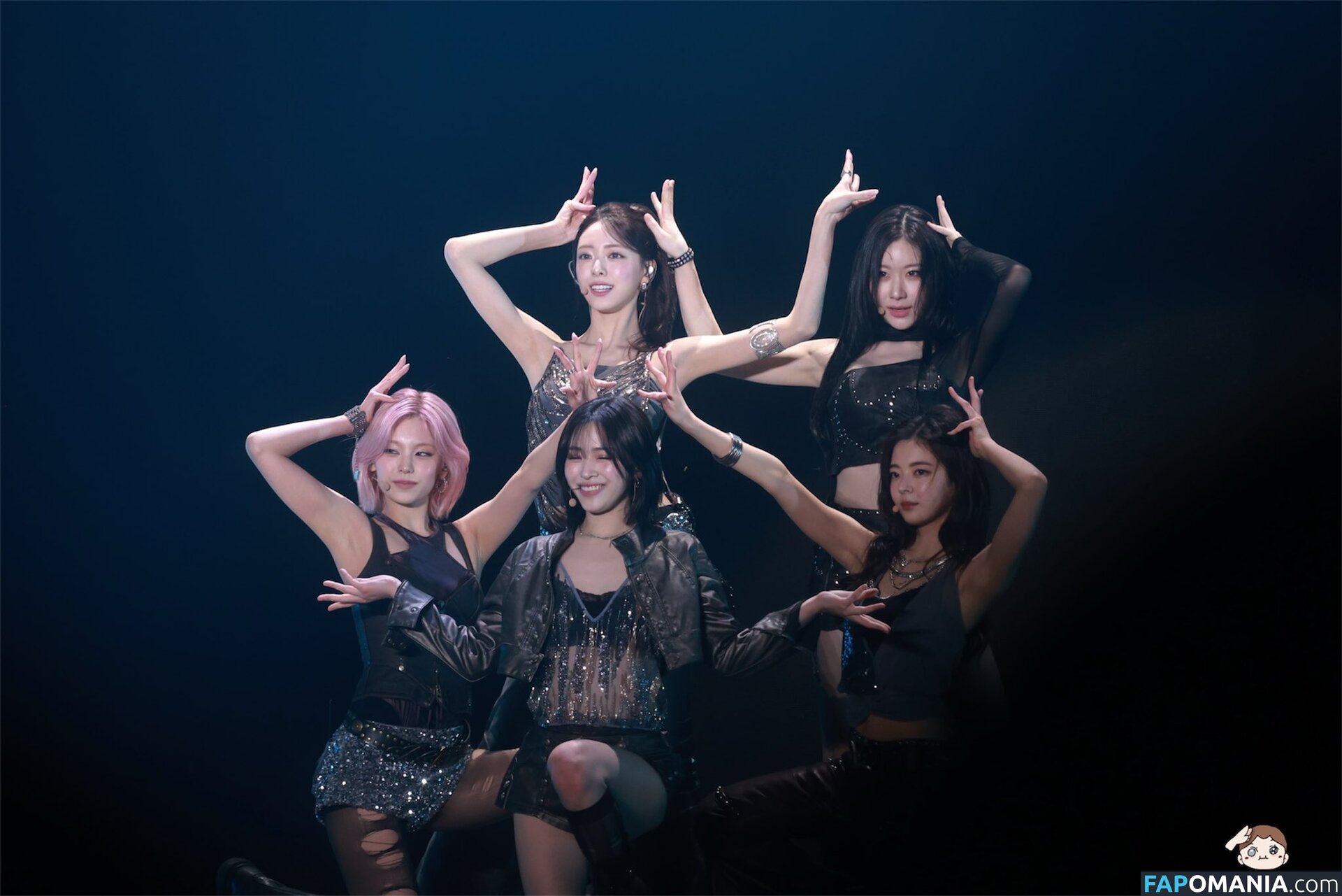 Hwang Ye-ji / ITZY (예지 / Yeji / yezyizhere Naken OnlyFans  Läckta Foto #20