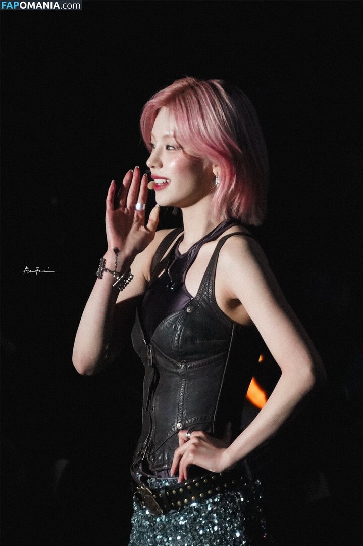 Hwang Ye-ji / ITZY (예지 / Yeji / yezyizhere Naken OnlyFans  Läckta Foto #29