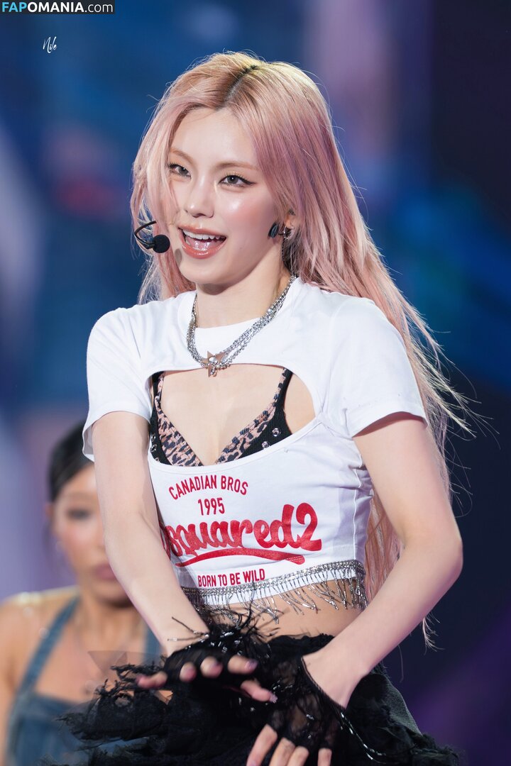 Hwang Ye-ji / ITZY (예지 / Yeji / yezyizhere Naken OnlyFans  Läckta Foto #50