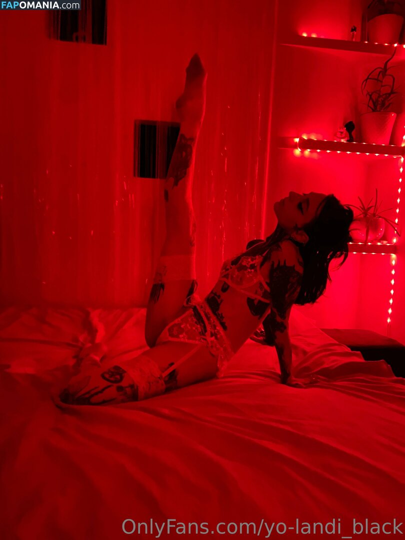 yo-landi_black / zefside.represent Naken OnlyFans  Läckta Foto #6
