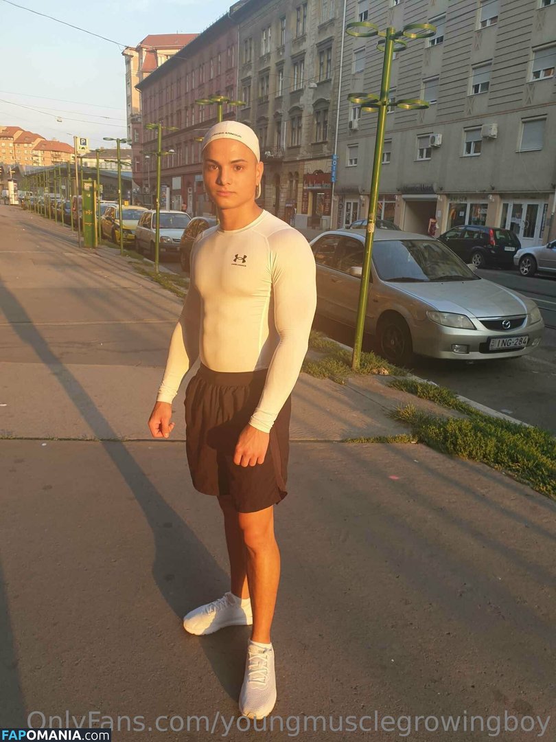 youngmusclegrowingboy Naken OnlyFans  Läckta Foto #24