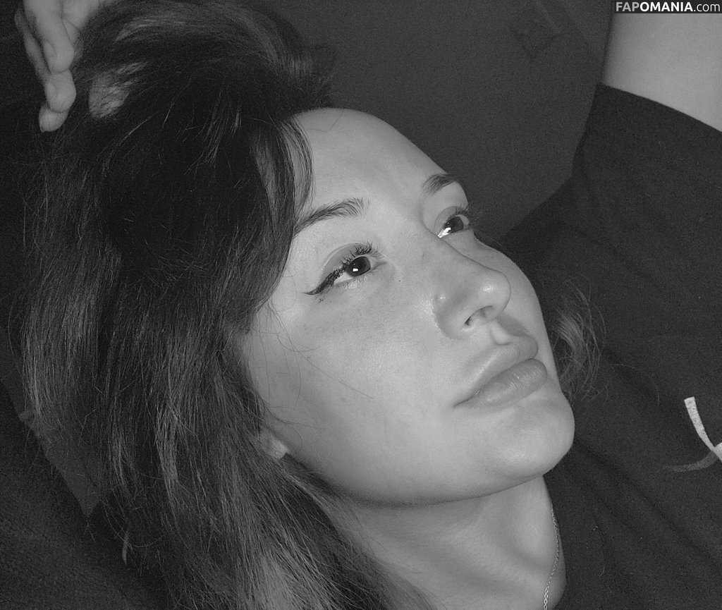 Yureta / yuretaO Naken OnlyFans  Läckta Foto #378