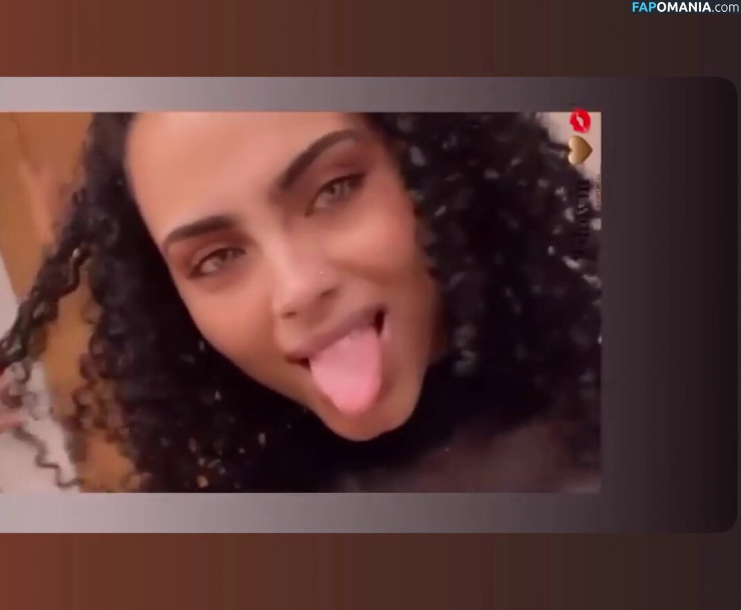 Yusr Murtada Naken OnlyFans  Läckta Foto #4