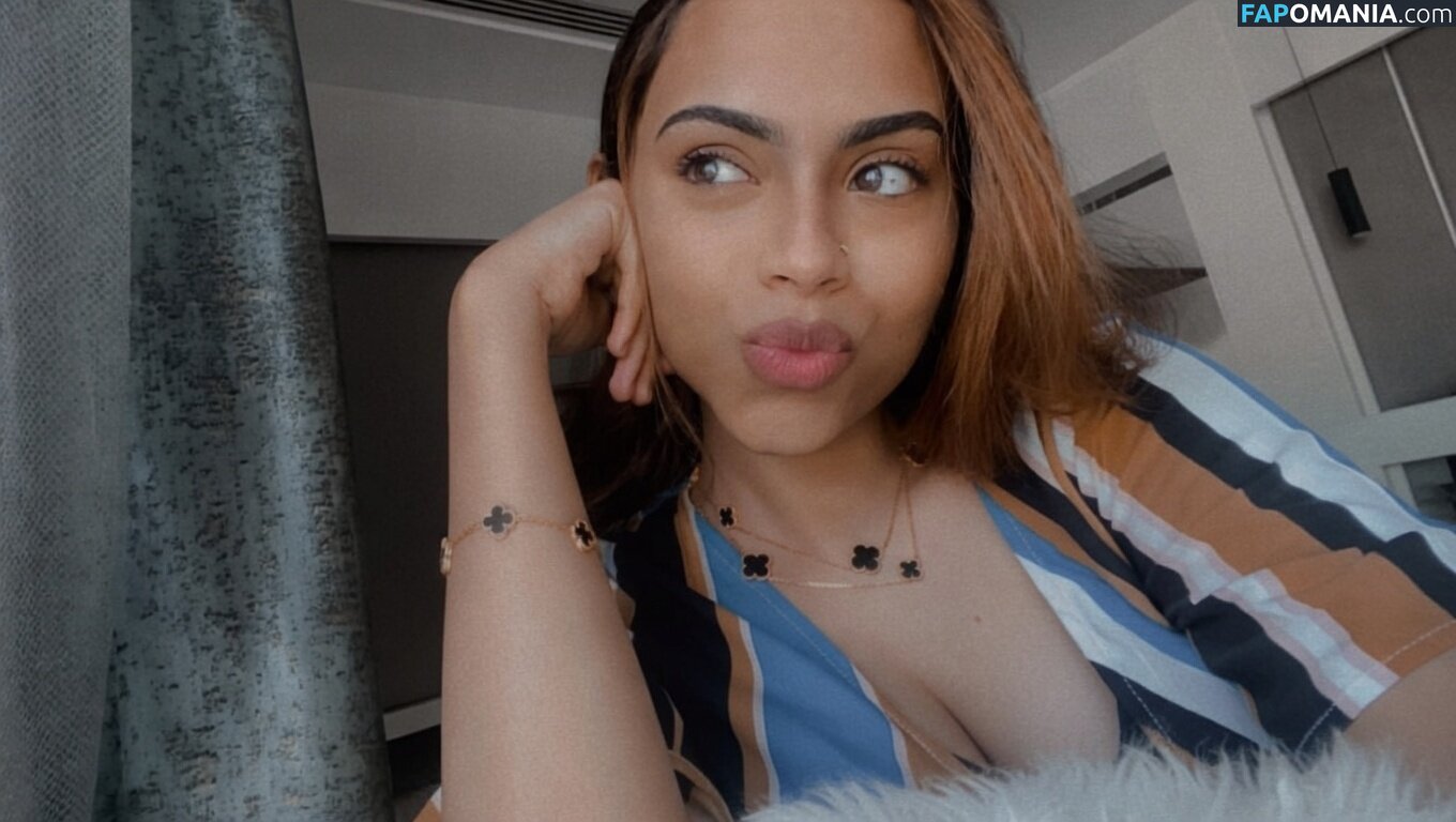 Yusr Murtada Naken OnlyFans  Läckta Foto #7