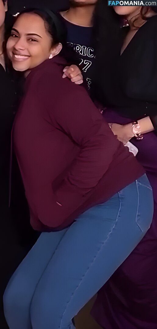 Yusr Murtada Naken OnlyFans  Läckta Foto #10