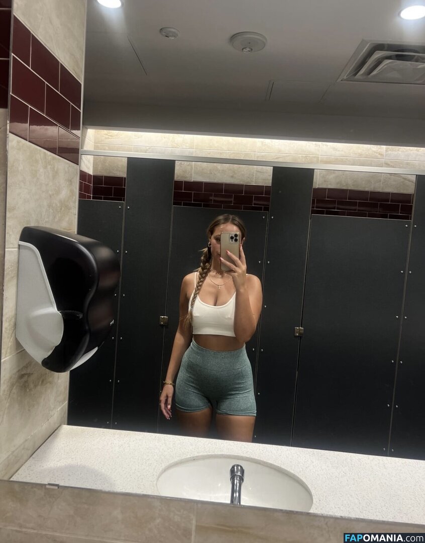 zaebaee / zaeszecret / zaezacarias Naken OnlyFans  Läckta Foto #1