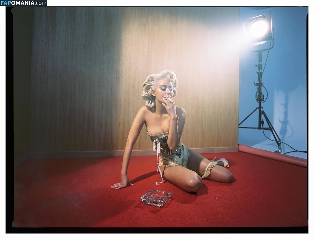 Zahia Dehar / zahiaofficiel Naken OnlyFans  Läckta Foto #307