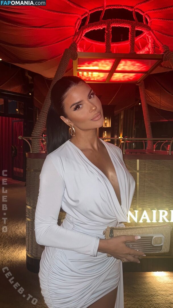 Zara Secret / zara_secret / zara_secrett Naken OnlyFans  Läckta Foto #2