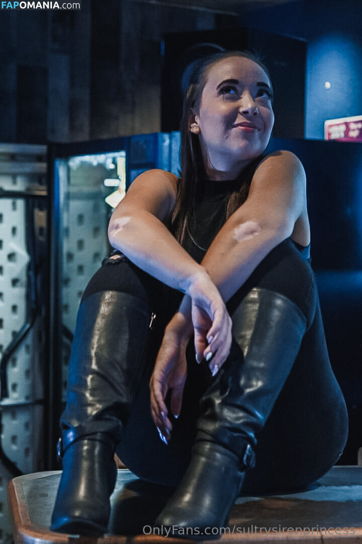 zaraddluxe / zaraluxeee Naken OnlyFans  Läckta Foto #12