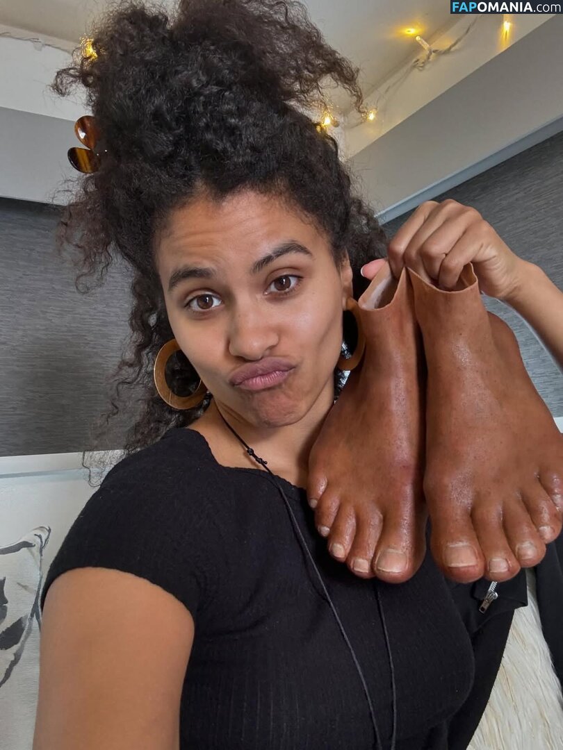 Zazie Beetz / zaziebeetz Naken OnlyFans  Läckta Foto #9