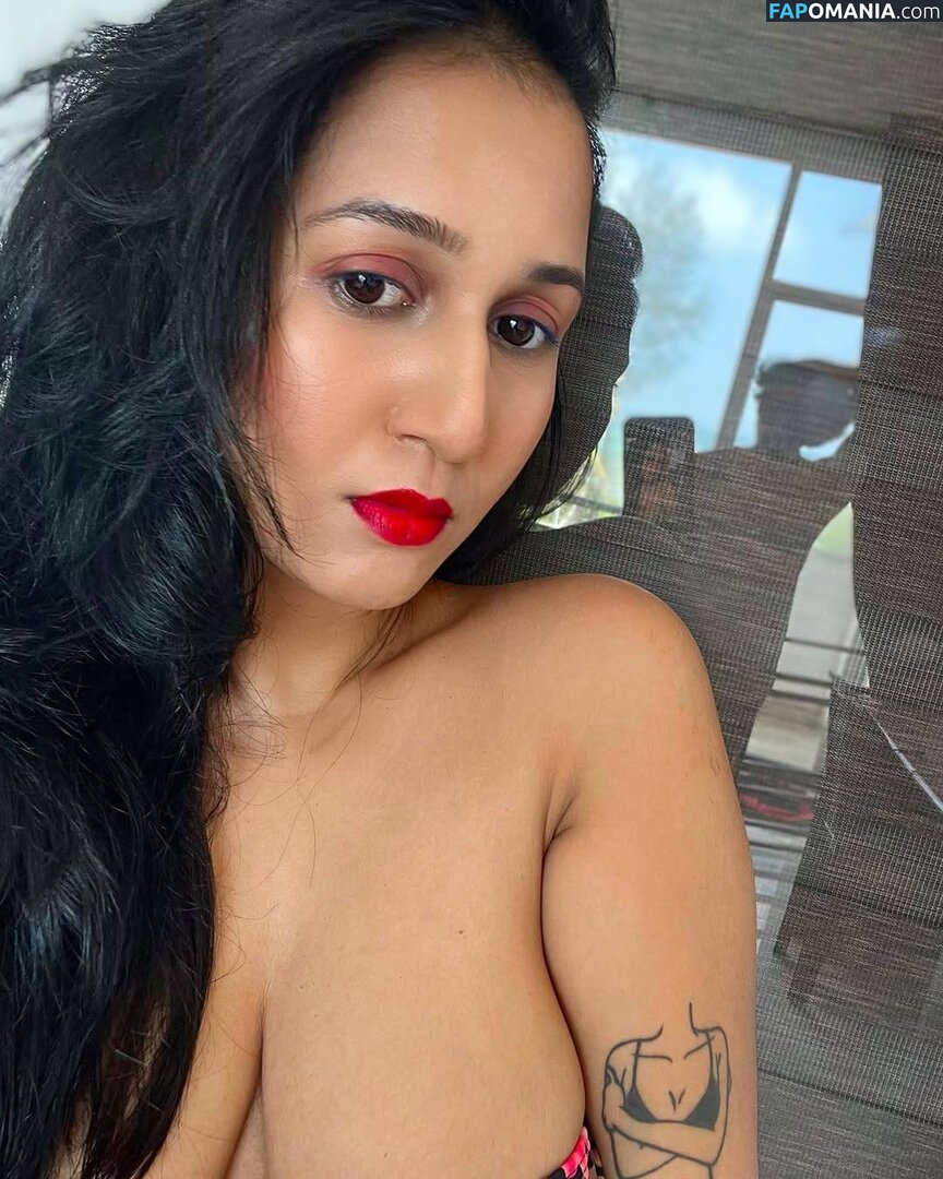 Sewwandi Pathirana / Zewwandi / _zewwandi_ Naken OnlyFans  Läckta Foto #3