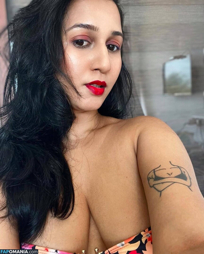 Sewwandi Pathirana / Zewwandi / _zewwandi_ Naken OnlyFans  Läckta Foto #4