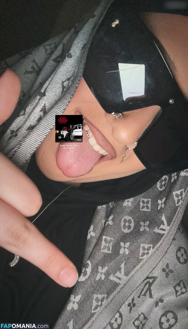 Zeynohijabi Naken OnlyFans  Läckta Foto #4