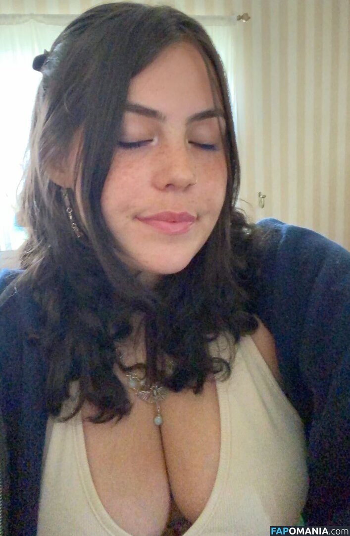 Zobug / snaiIgirl / zobug_ Naken OnlyFans  Läckta Foto #5