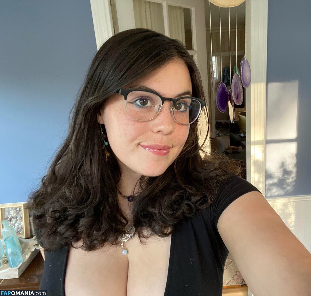 Zobug / snaiIgirl / zobug_ Naken OnlyFans  Läckta Foto #6