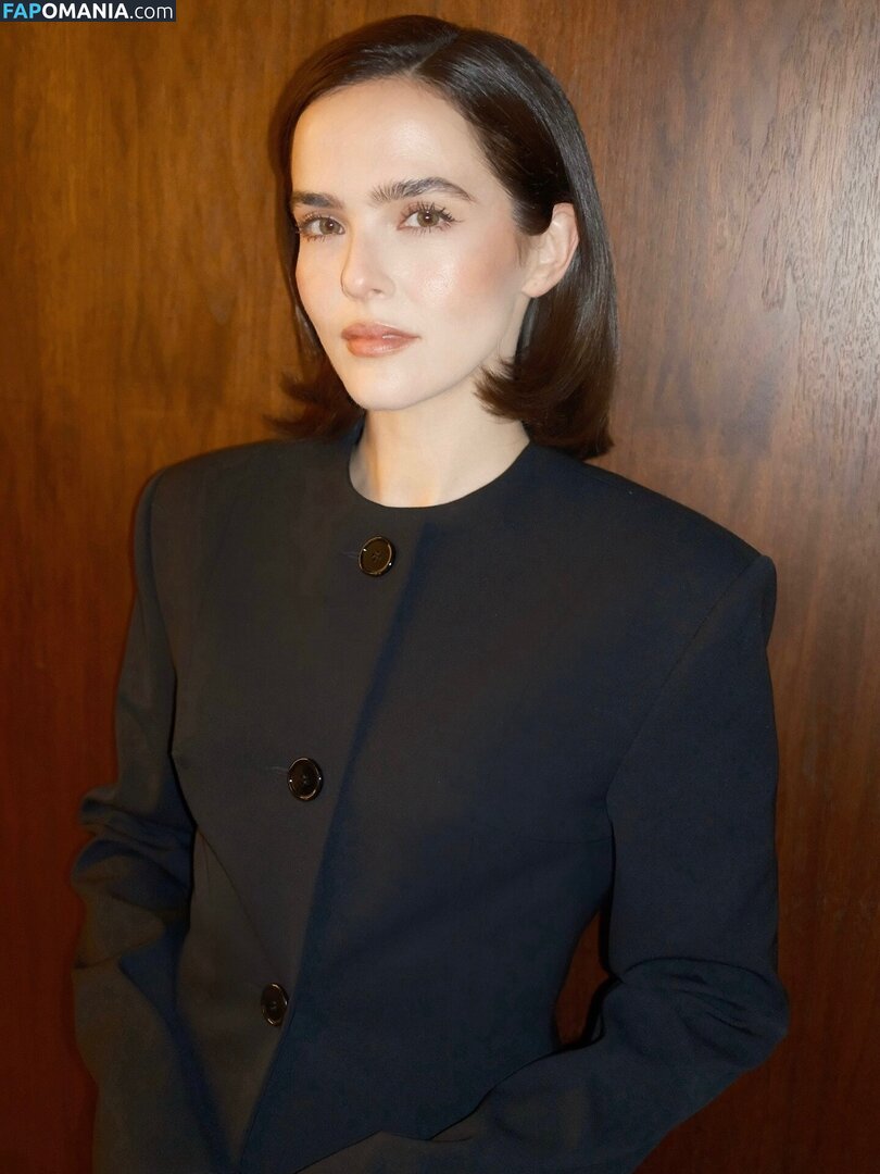 Zoey Deutch / zoeydeutch Naken OnlyFans  Läckta Foto #351